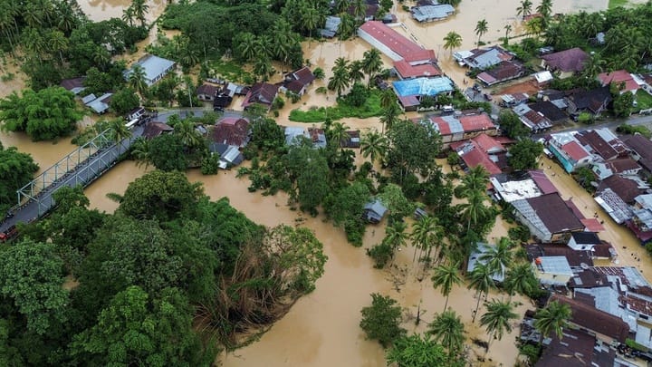Antarafoto bencana banjir di solok 1764317464 ratio 16x9